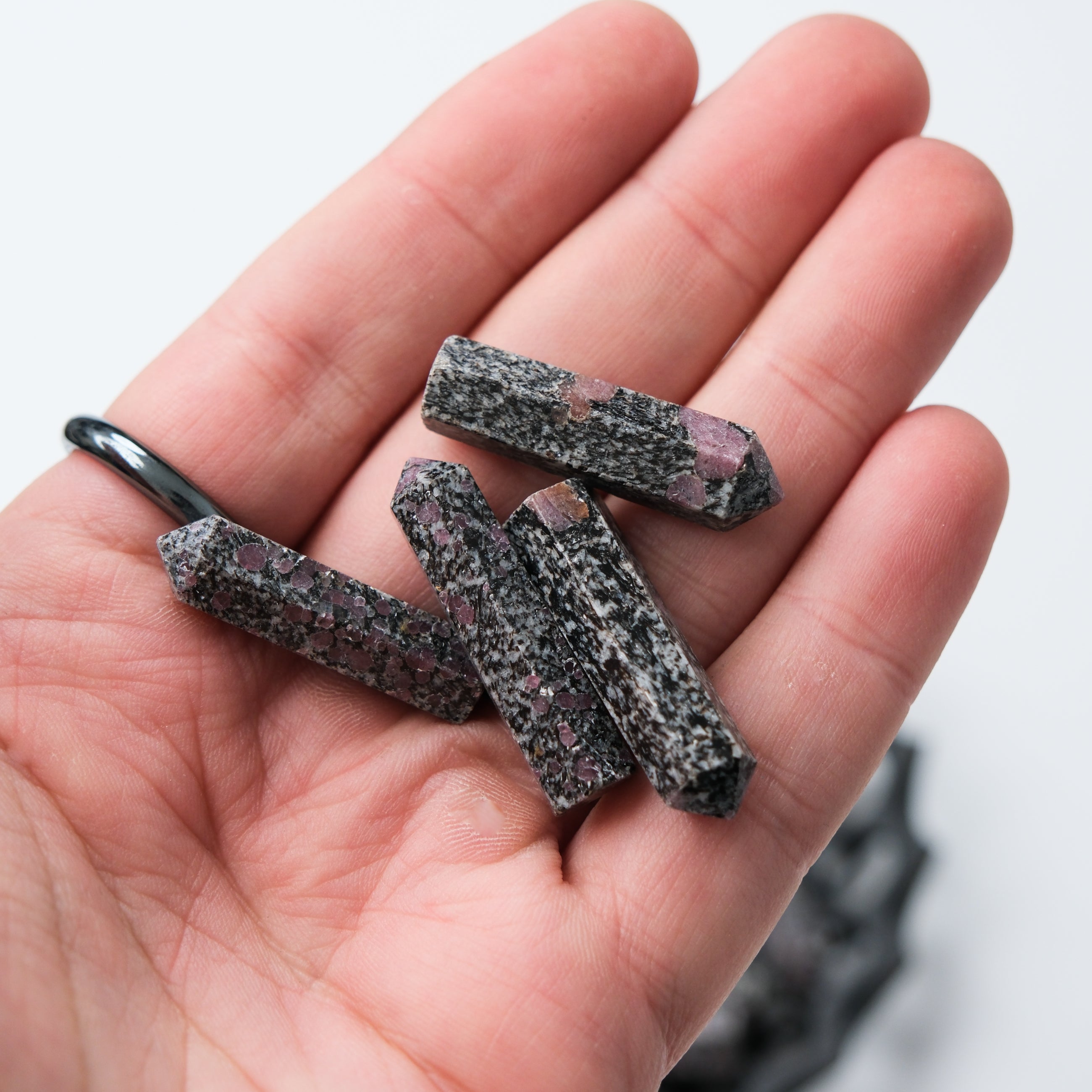 Noctis Studio Ruby in Matrix single gridding point with red gemstone, designed for jewelry making and crafting.