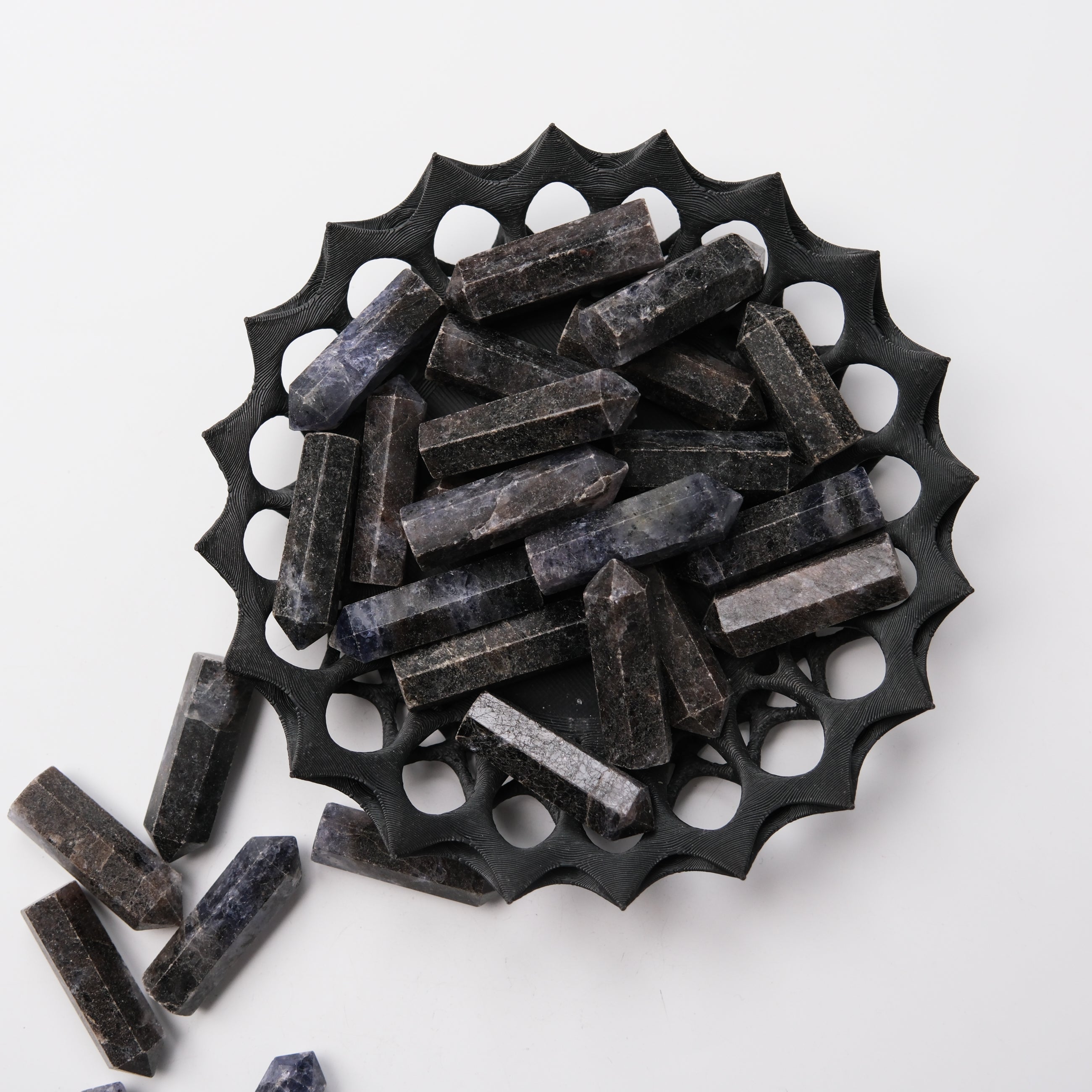 Iolite single gridding point from Noctis Studio, a precision tool used for detailed glasswork or jewelry making.