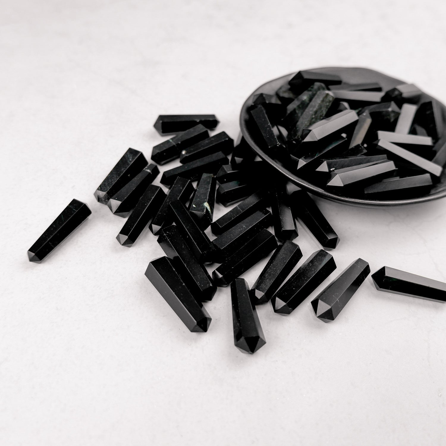 Noctis Studio Obsidian Double Gridding Point, detailed close-up of black ceramic tool used for precise grid work.