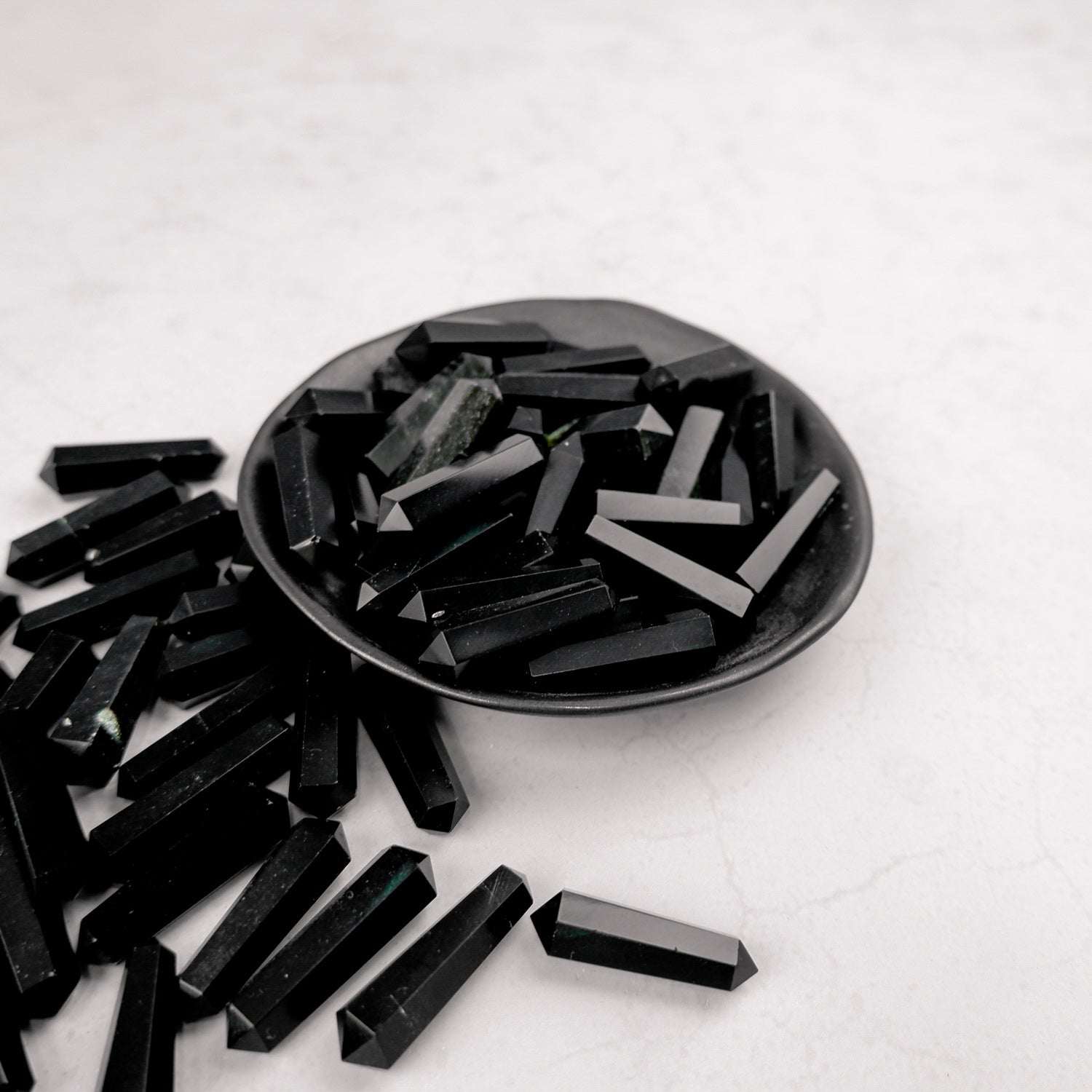 Noctis Studio Obsidian Double Gridding Point, a professional crafting tool with a pointed tip for precise work.
