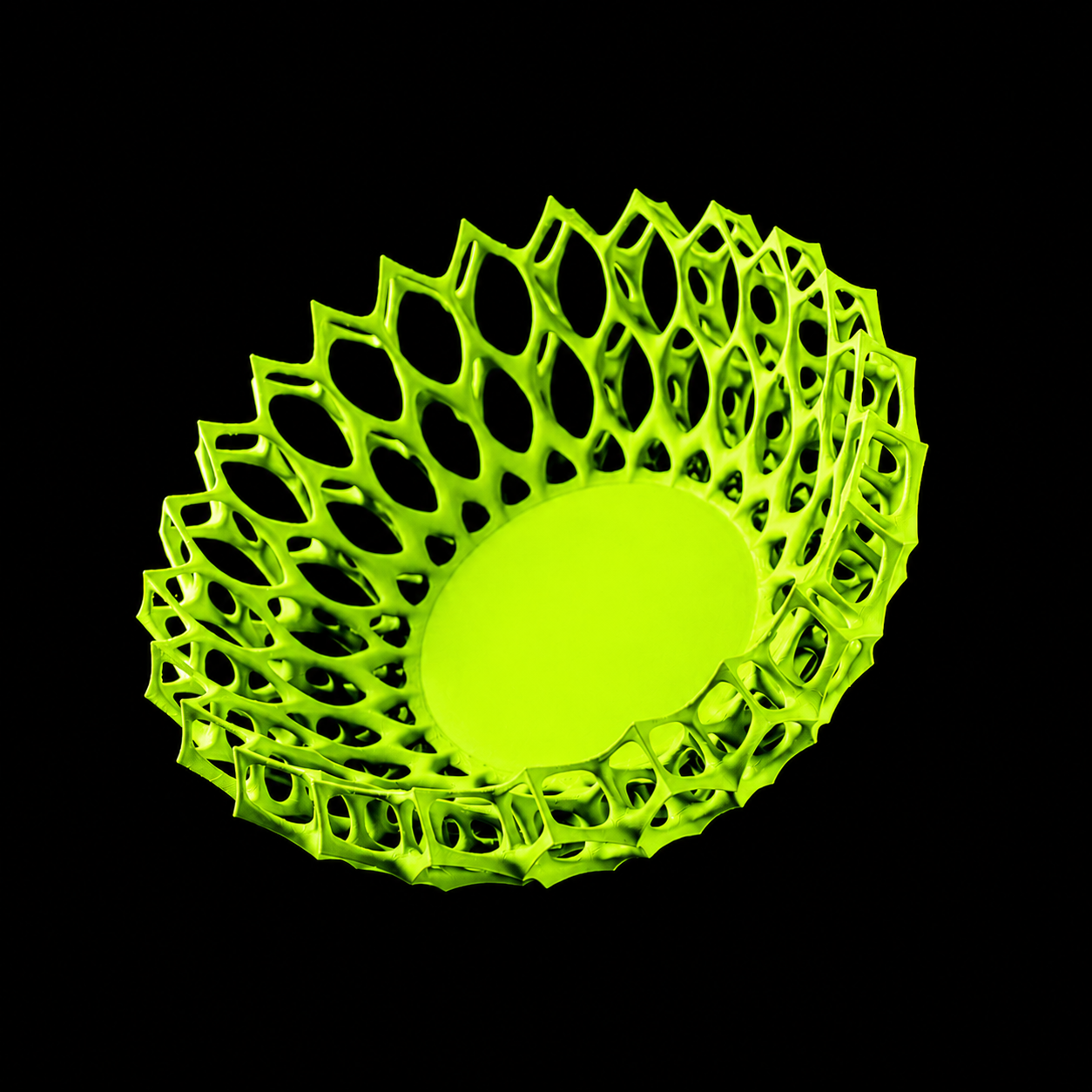 Modern Machine nest bowl with a sleek, minimalist design, perfect for serving or display in a contemporary kitchen setting.