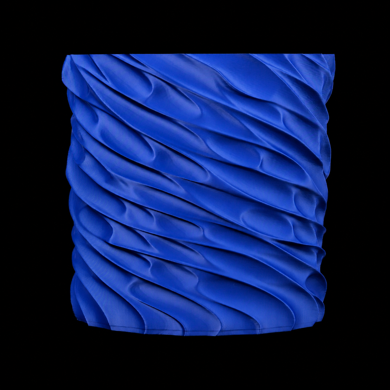 Modern Machine Torsion Ellipse Vase with sleek, curved design, perfect for contemporary home decor.